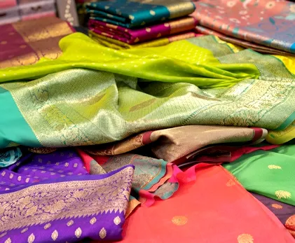 Old Saree Buyers in West Mambalam